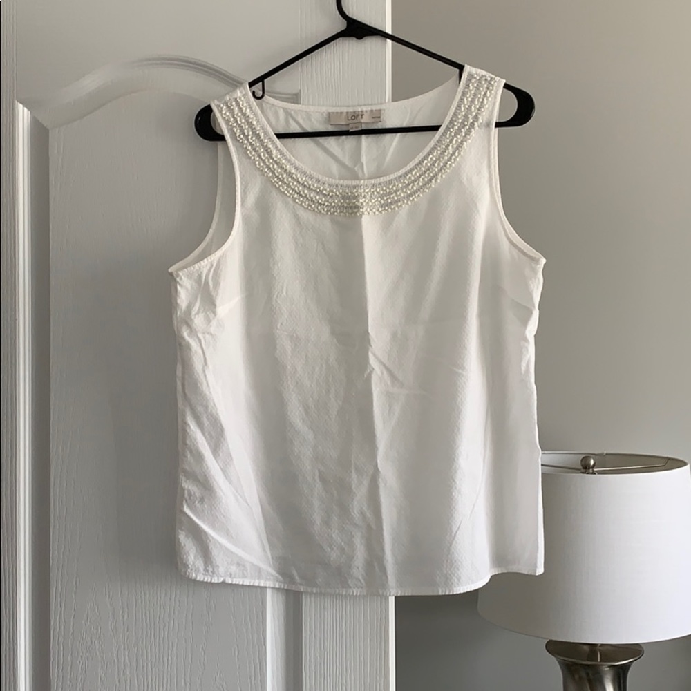 Cute Bead Neck Loft Shirt